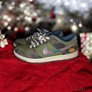 Size 11- Nike Dunk Low Siempre Familia.